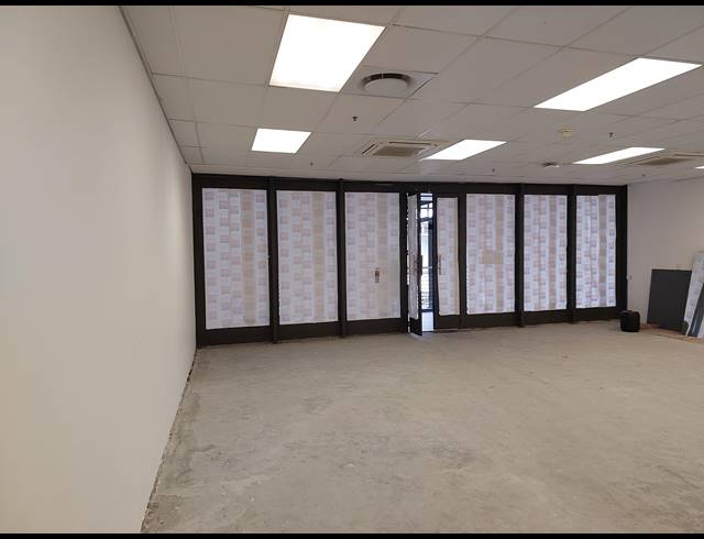 93M² RETAIL TO LET IN KUILS RIVER SOUTH